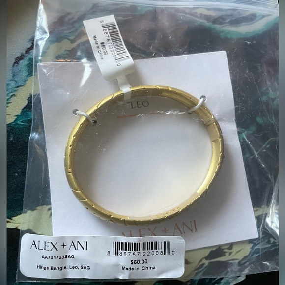 NWT Alex and Ani Leo Zodiac Hinge Bangle - Picture 6 of 8